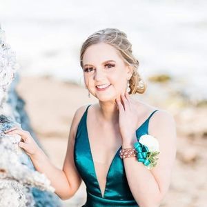 Meet your Posher, Brenda